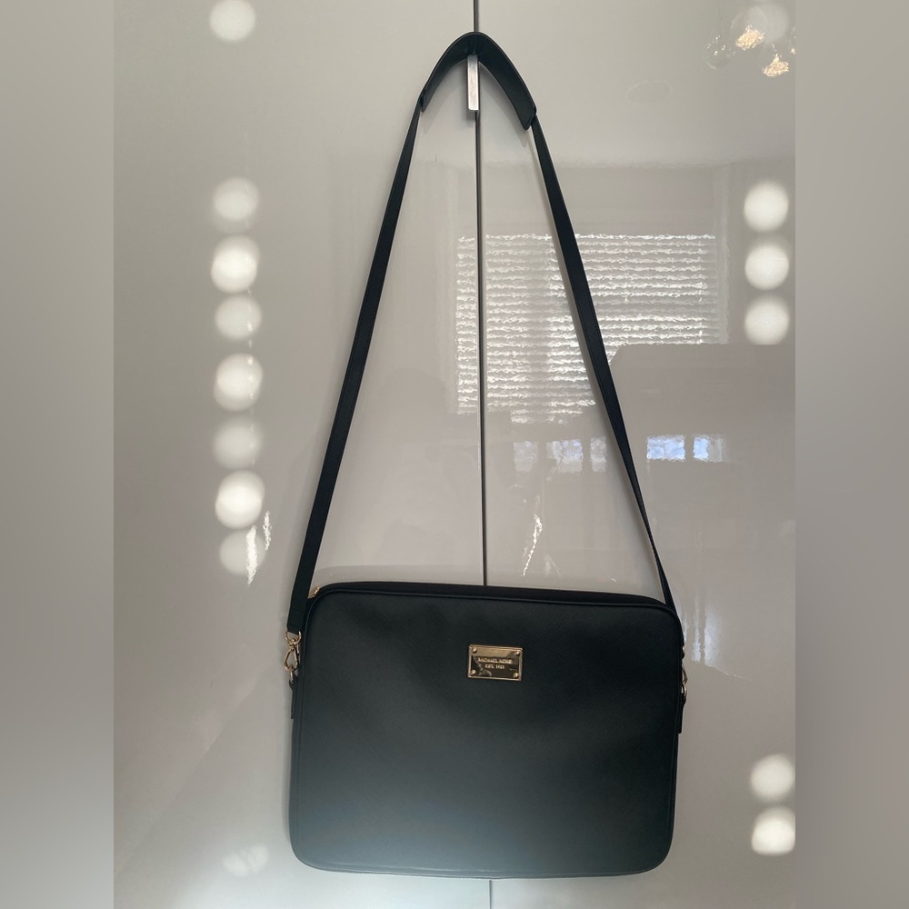 Laptop bag